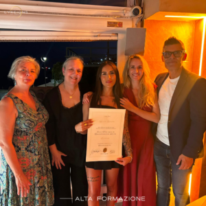 consegna diploma qualificazione estetista Genova Marzia Runello