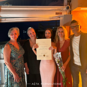 consegna diploma qualificazione estetista Genova marialuisa elmazi